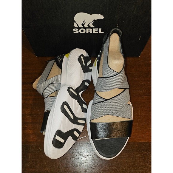 New Sorel Explorer Blitz Black White Strappy Sandals Women 6 New in box‎ - Picture 2 of 9